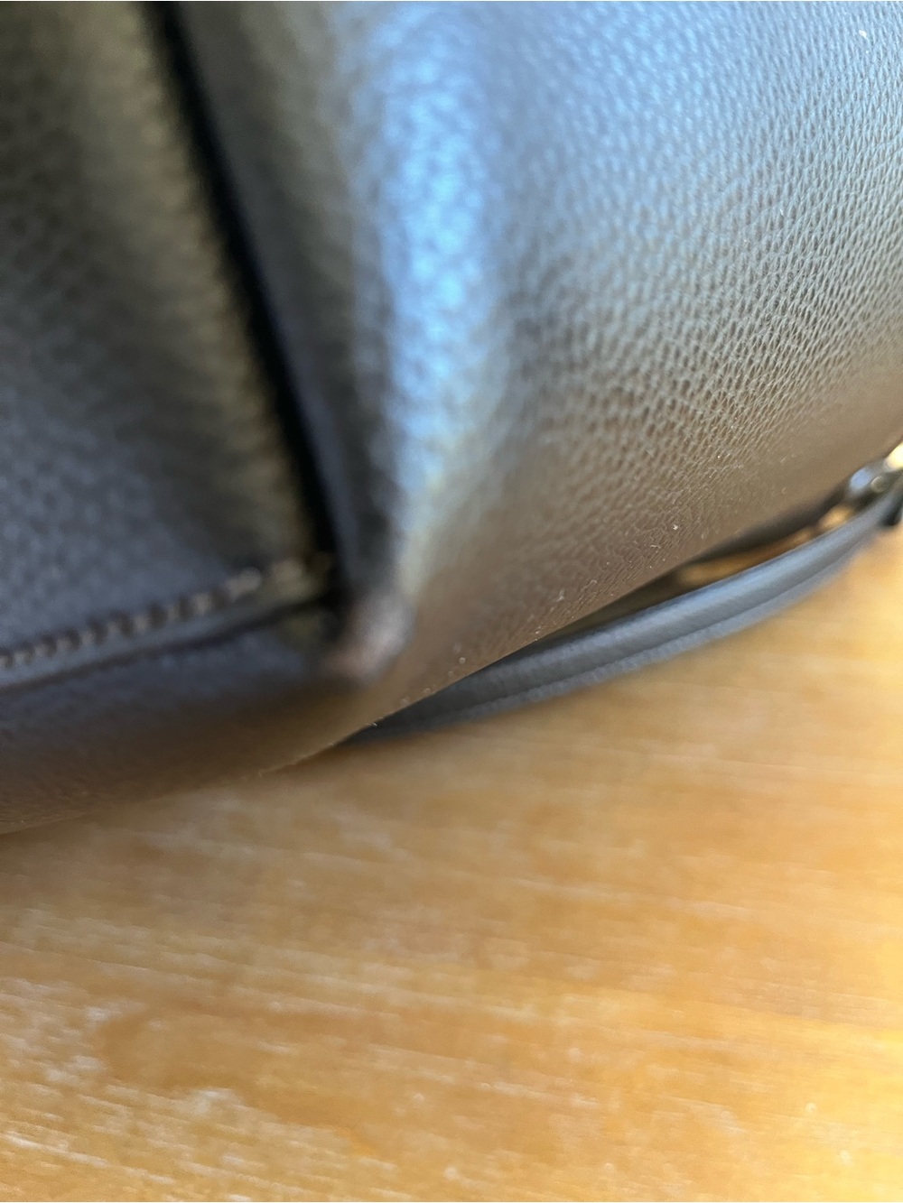 Coach Leather Tote Bag with gold tone hardware - Picture 5 of 15